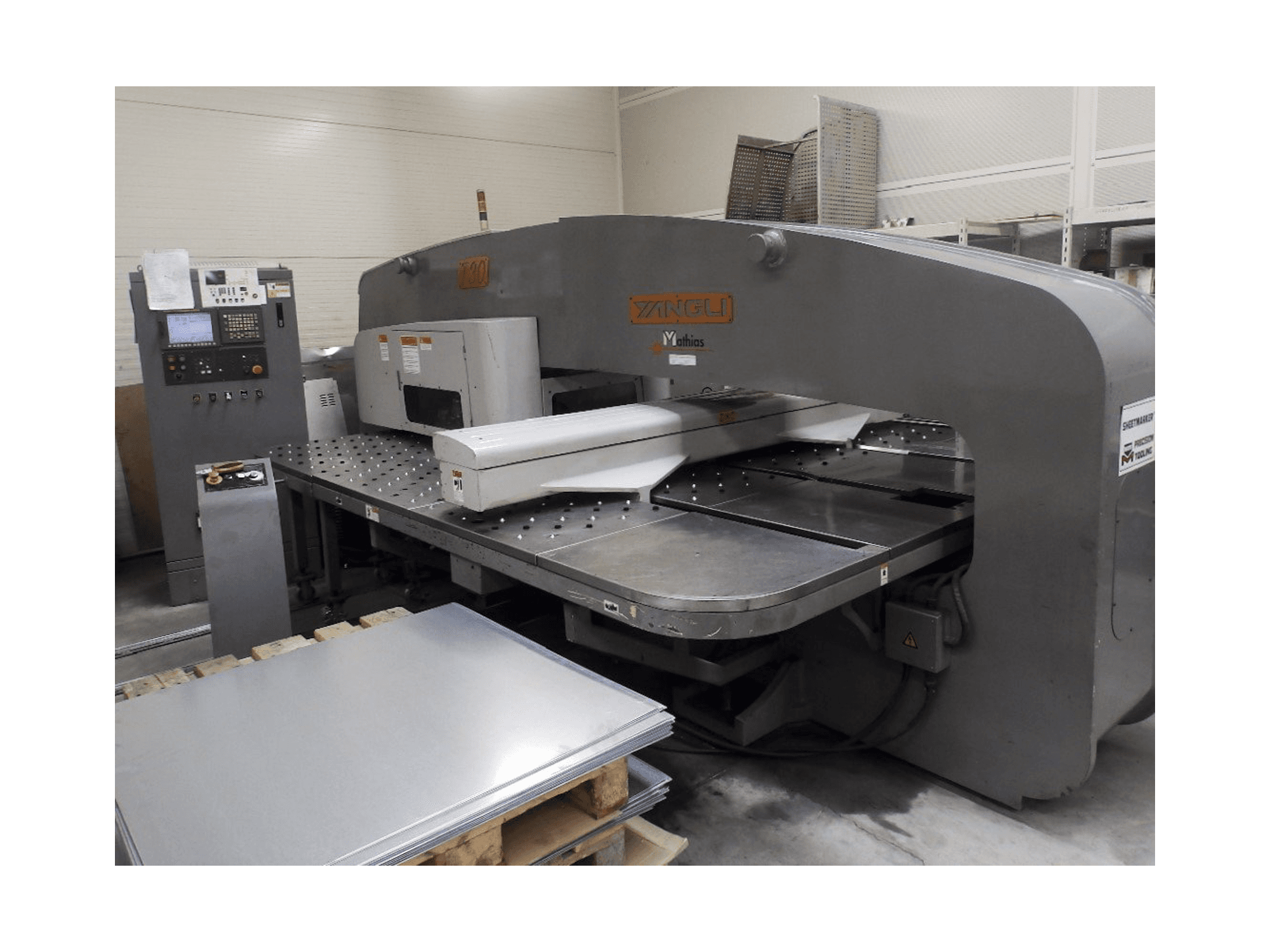 Left view of Yangli T30 Machine