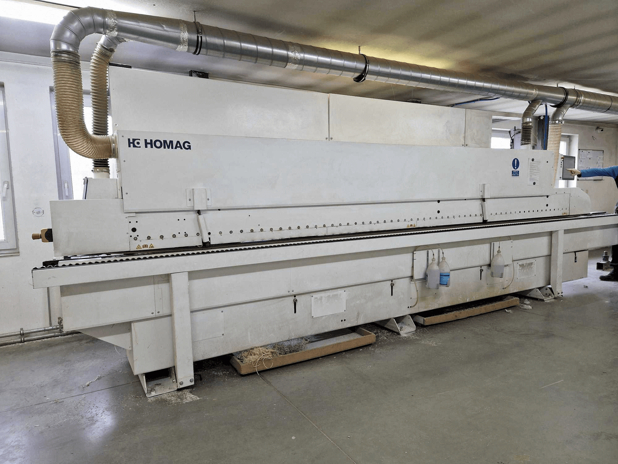 Frontansicht der HOMAG Edgeteq S-390 Optimat KDF 860C Maschine