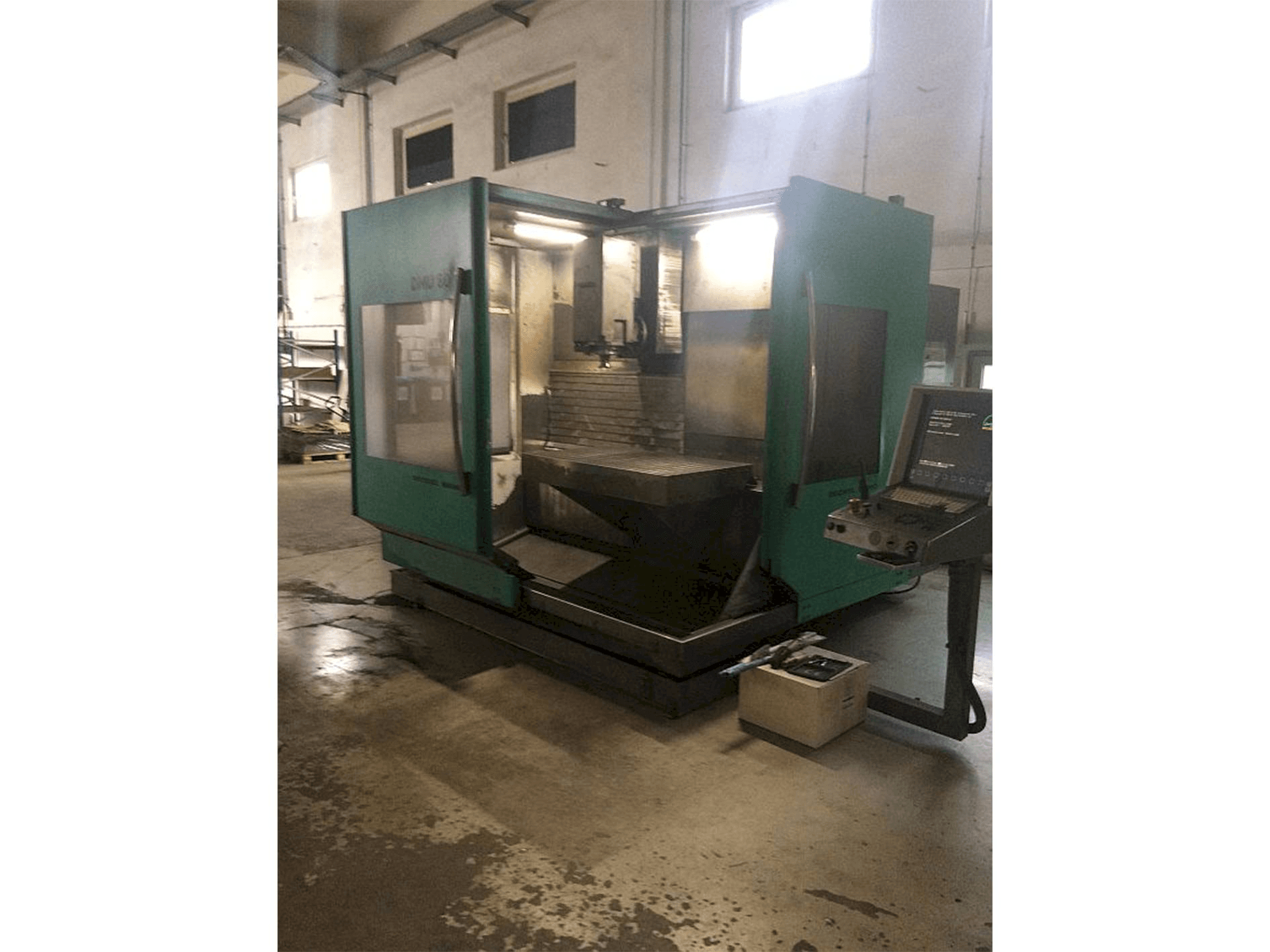 Frontansicht der DMG 80E Maschine