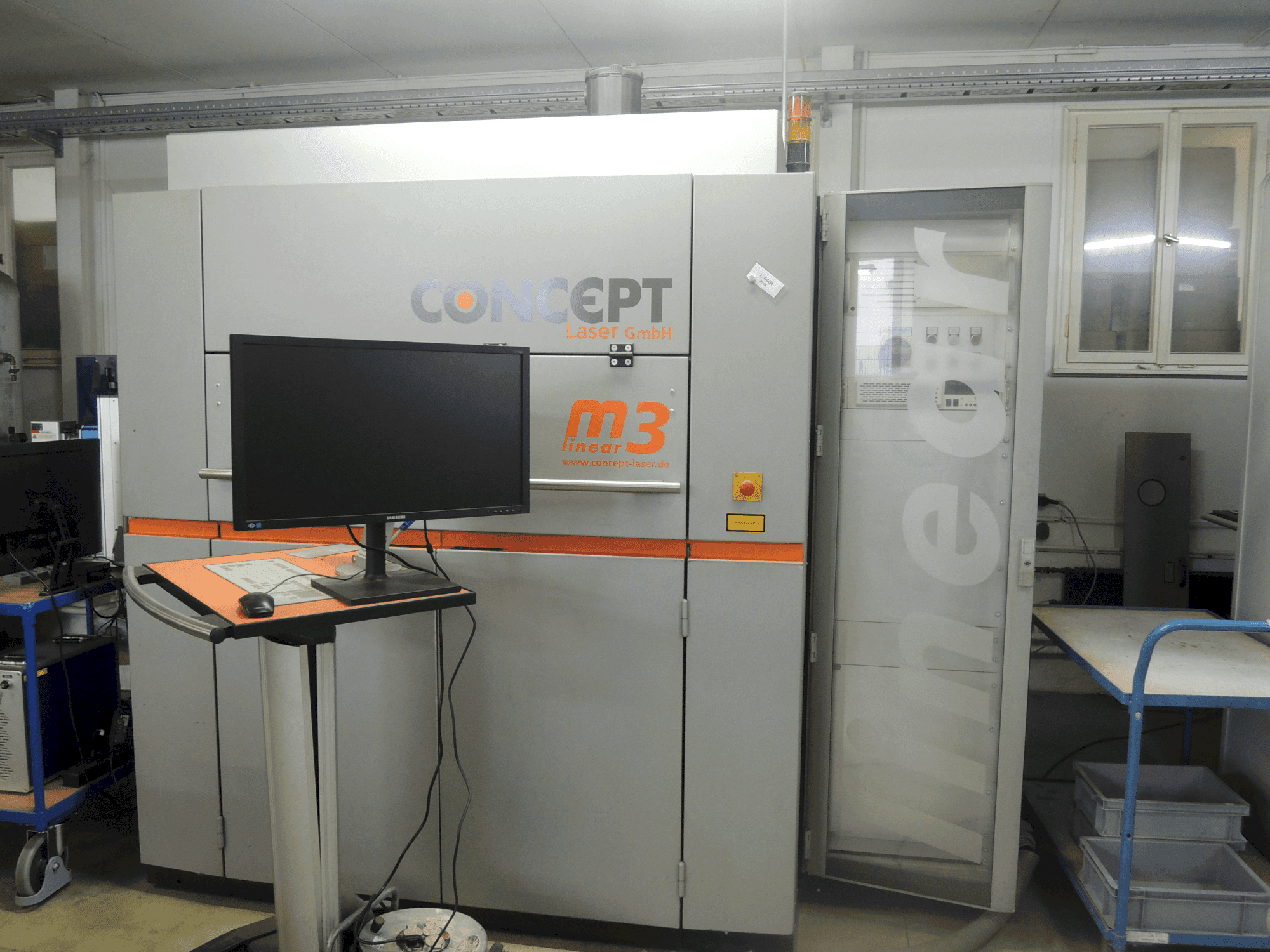 Front view of CONCEPT LASER LASER M3 Linear machine