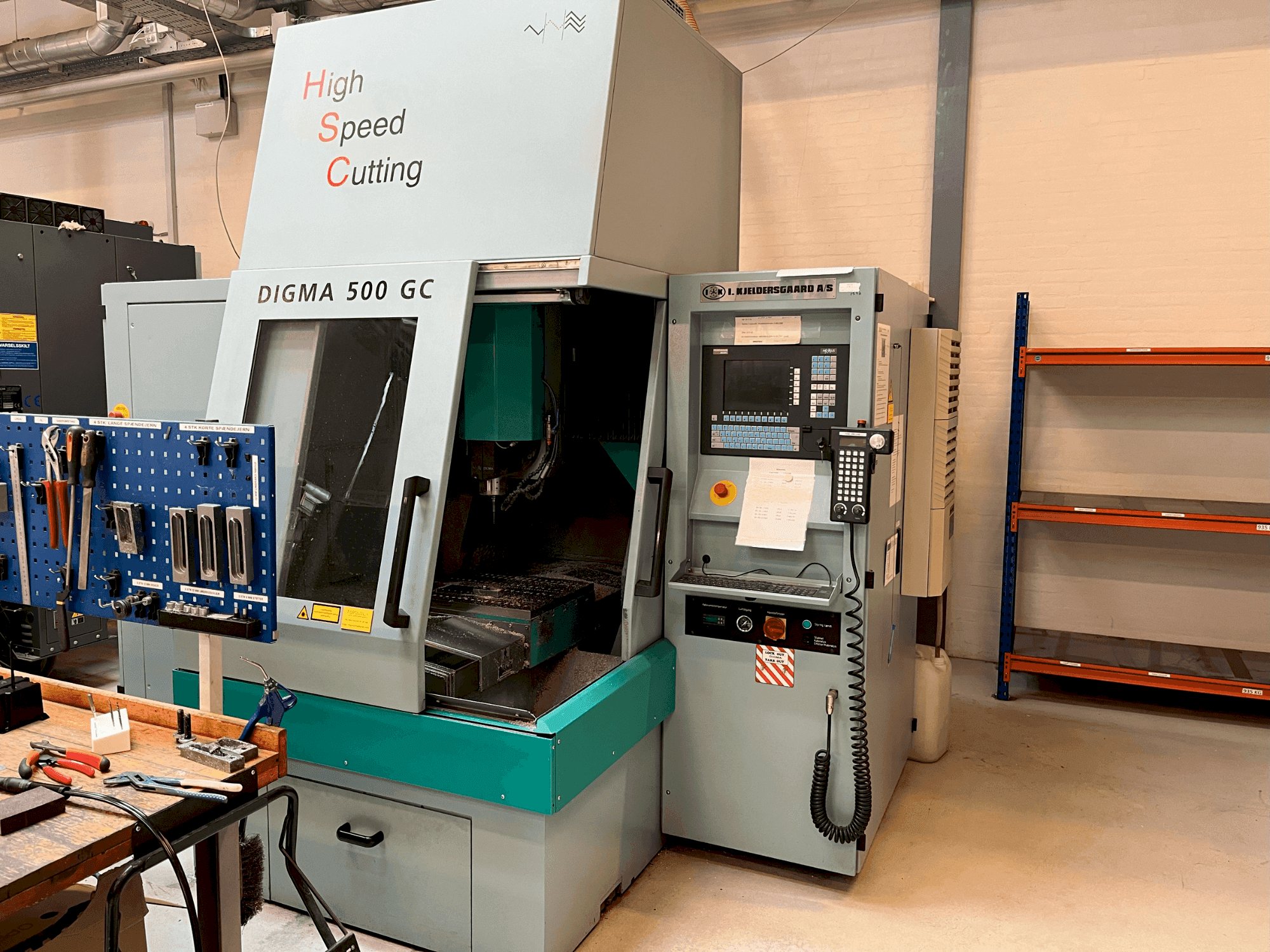 Frontansicht der DIGMA 500 GC Maschine