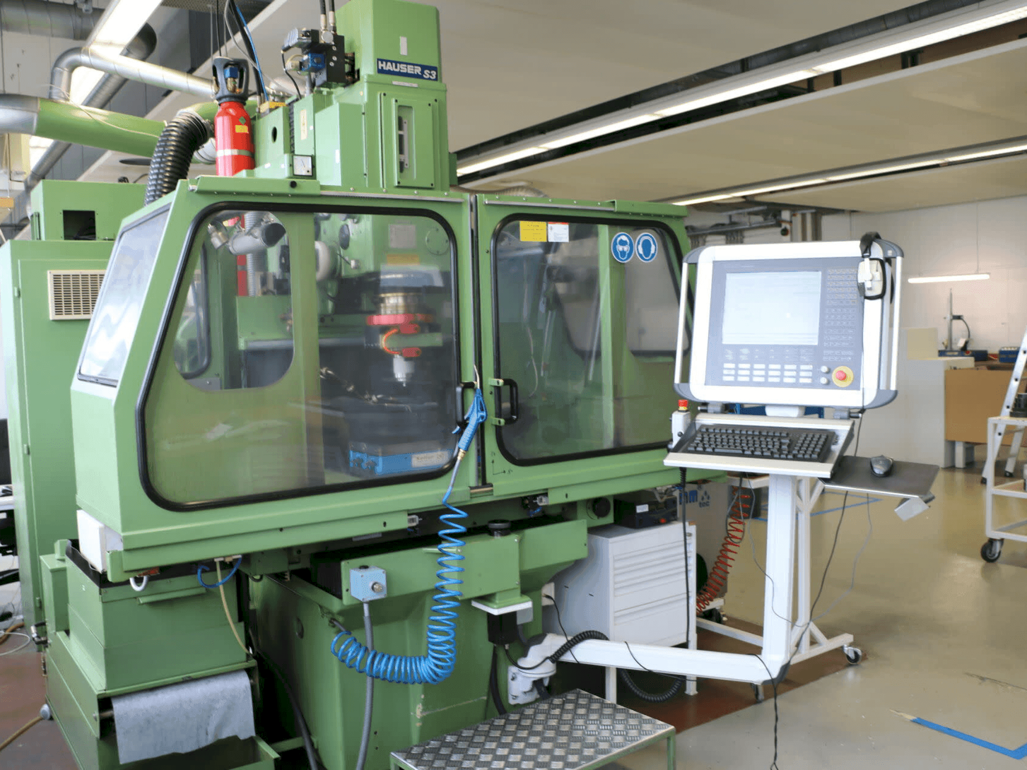 Frontansicht der HAUSER S3 Maschine