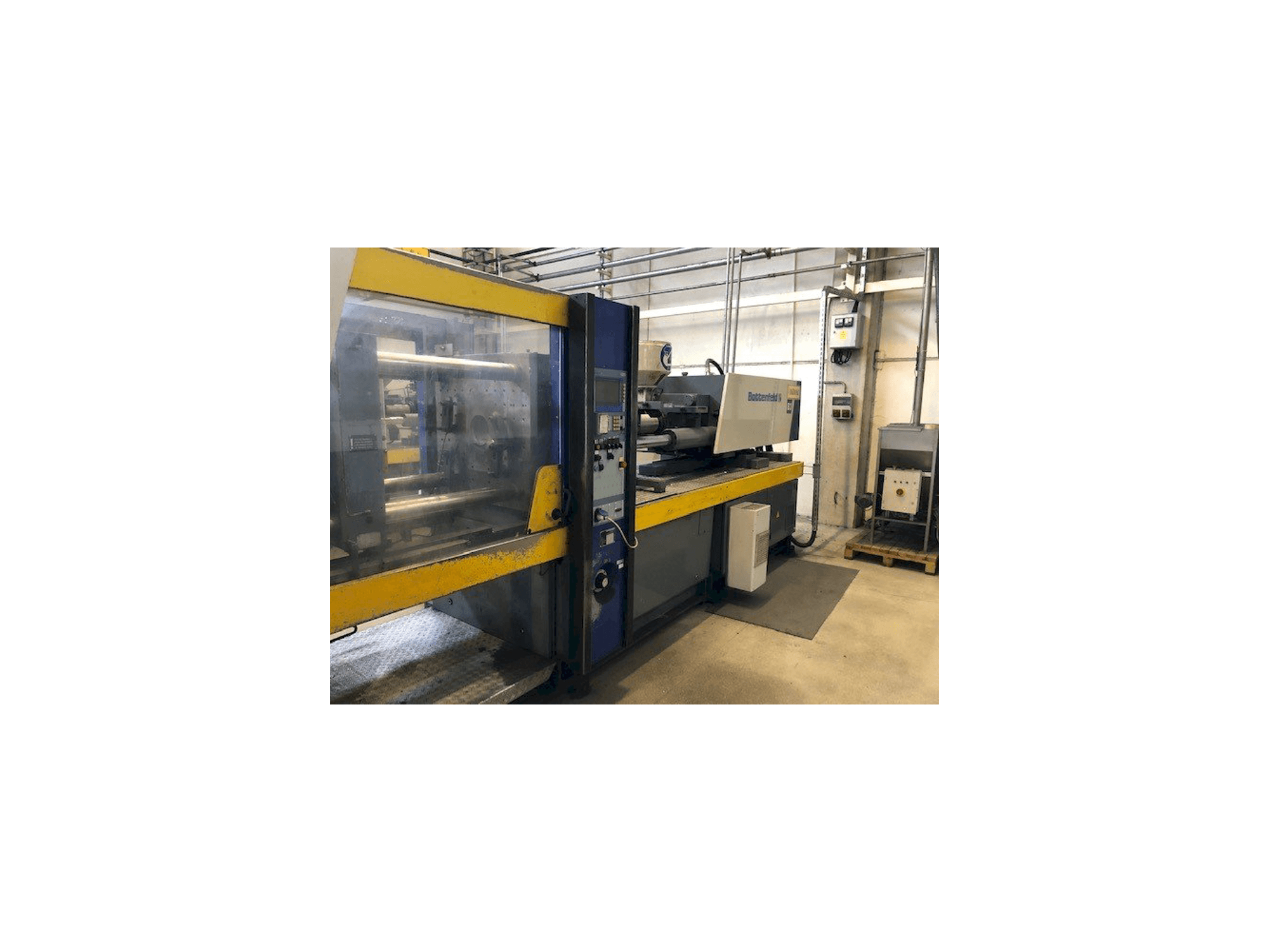 Front view of Battenfeld BC-T 1800 /1000 machine