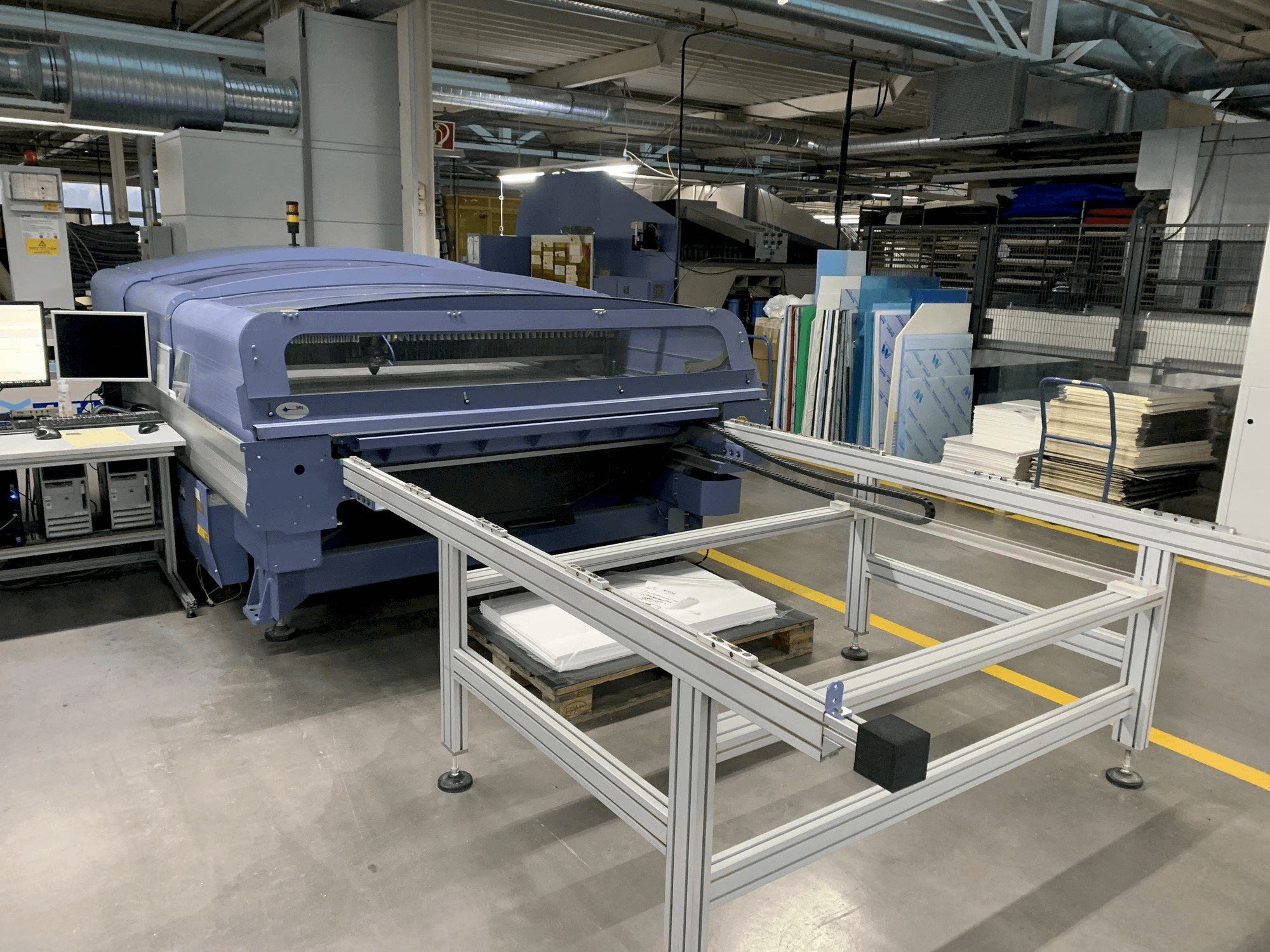 Frontansicht der SEI MERCURY 603 1520 350W Maschine