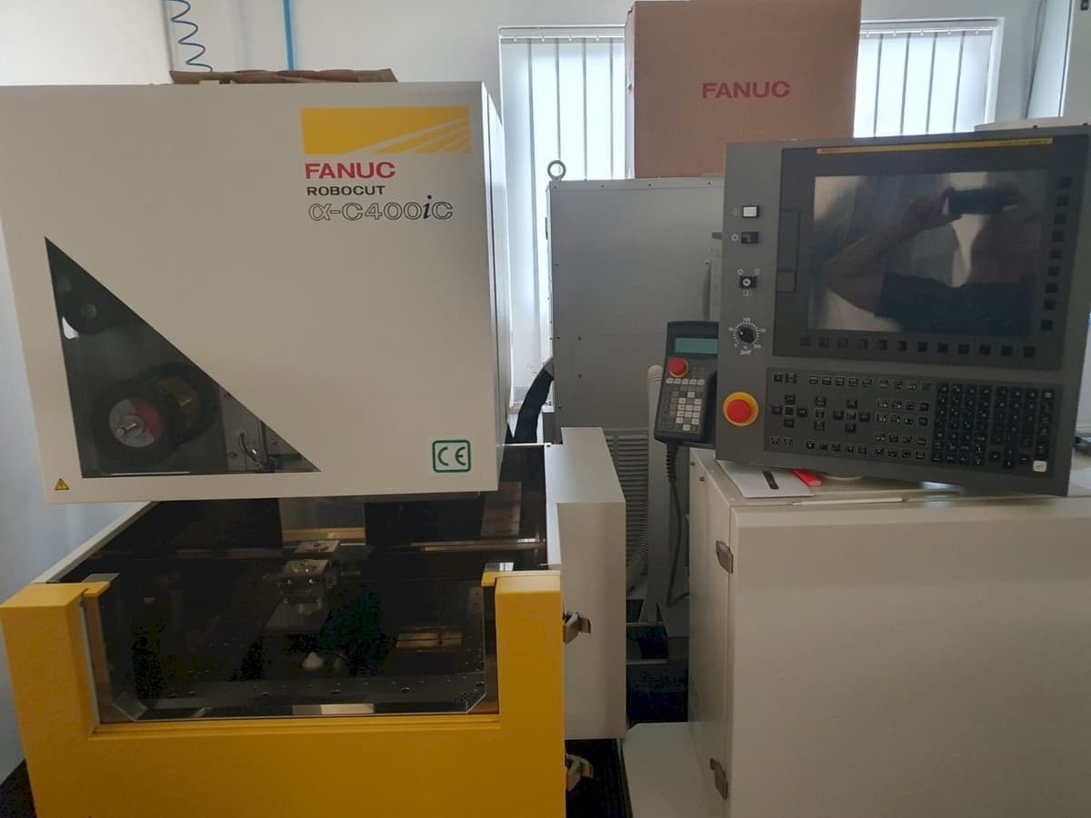 Drobo Cut anuc Robocut C400iC Erodiermaschine