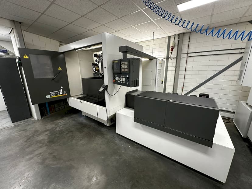 Drobo Cut Gebrauchte FANUC Robocut α-1iA - Erodiermaschine